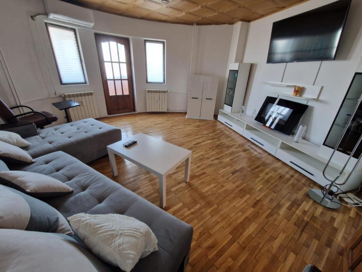 Apartment Piata Muncii With A View Βουκουρέστι Εξωτερικό φωτογραφία
