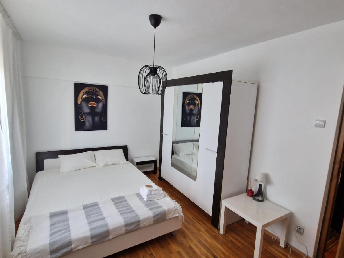 Apartment Piata Muncii With A View Βουκουρέστι Εξωτερικό φωτογραφία